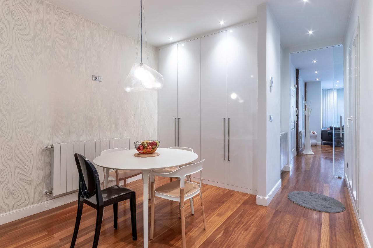 Piso De Diseno Junto Al Casco Viejo Apartment Bilbao Exterior foto